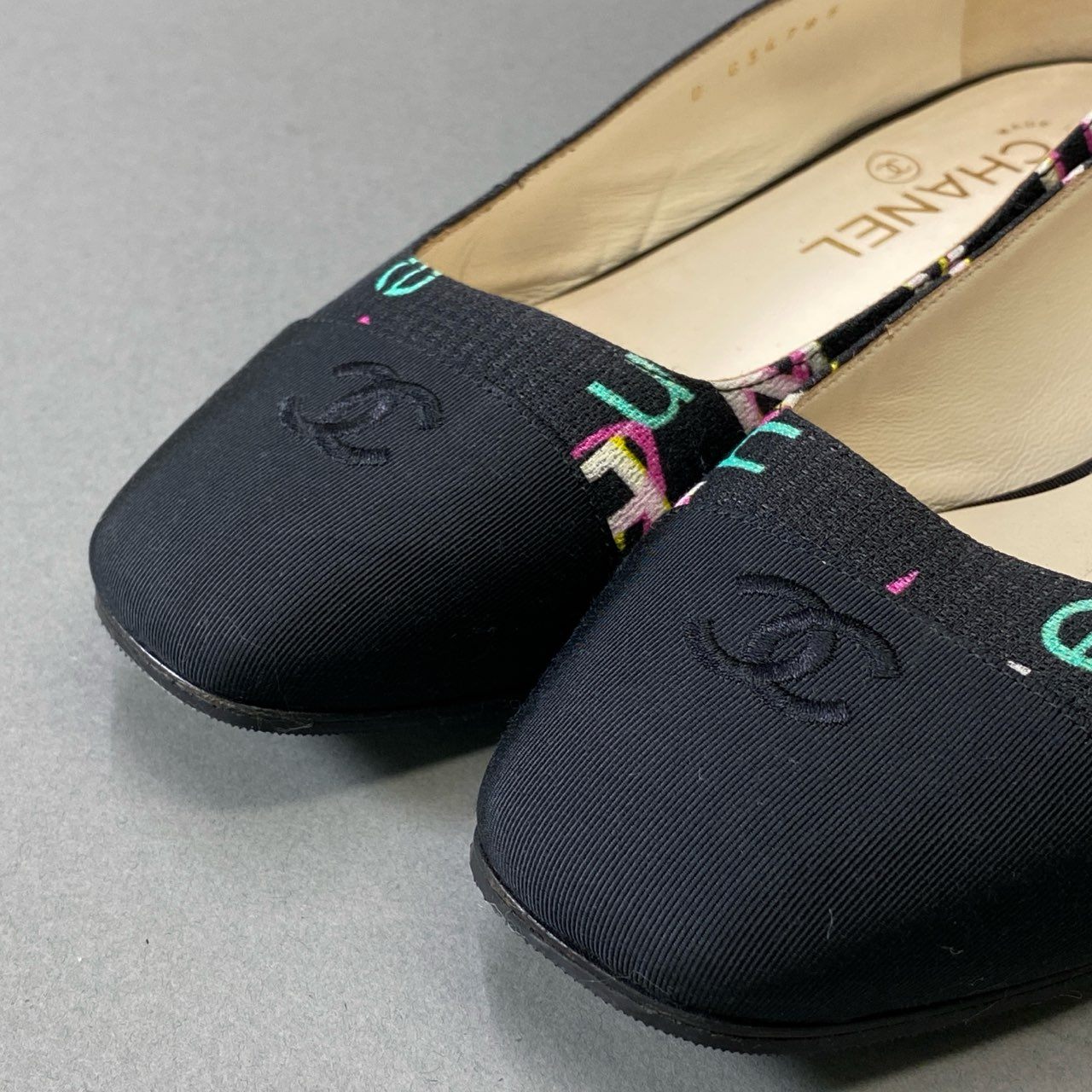 2i18 《美品》 CHANEL シャネル ココマーク ロゴフラットシューズ G34785 36 ブラック パンプス FLAT SHOES イタリア製t18r