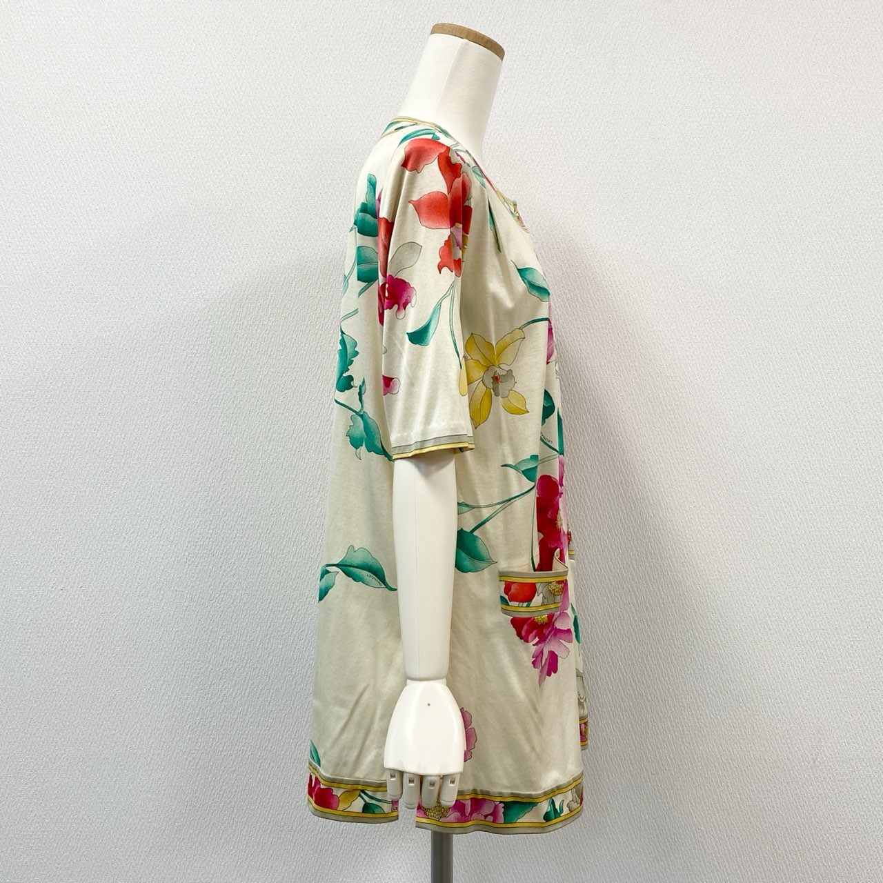 76i12 LEONARD レオナール 美しい花柄プリント 半袖チュニック ブラウス カットソー トップス L マルチカラー コットン レディースu02t
