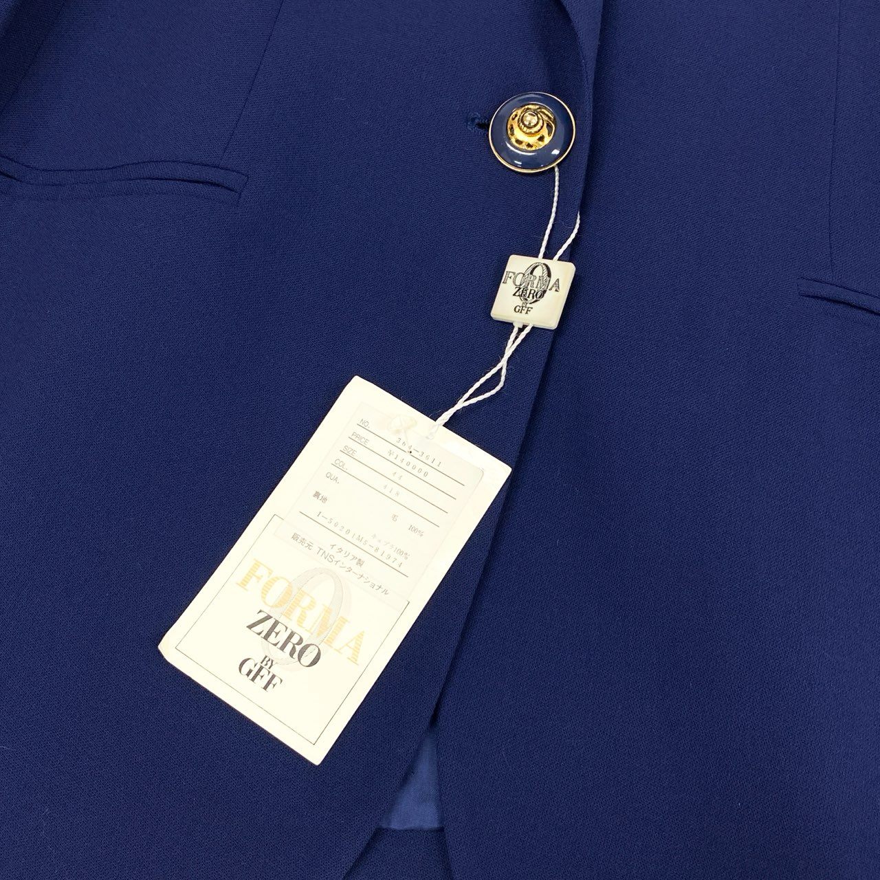 68L11《デッドストック》 Vintage GIANFRANCO FERRE ジャンフランコフェレ GFF セットアップ スカートスーツ 刺繍 装飾ボタン 44 ブルー ウール レディース 女性用u02t