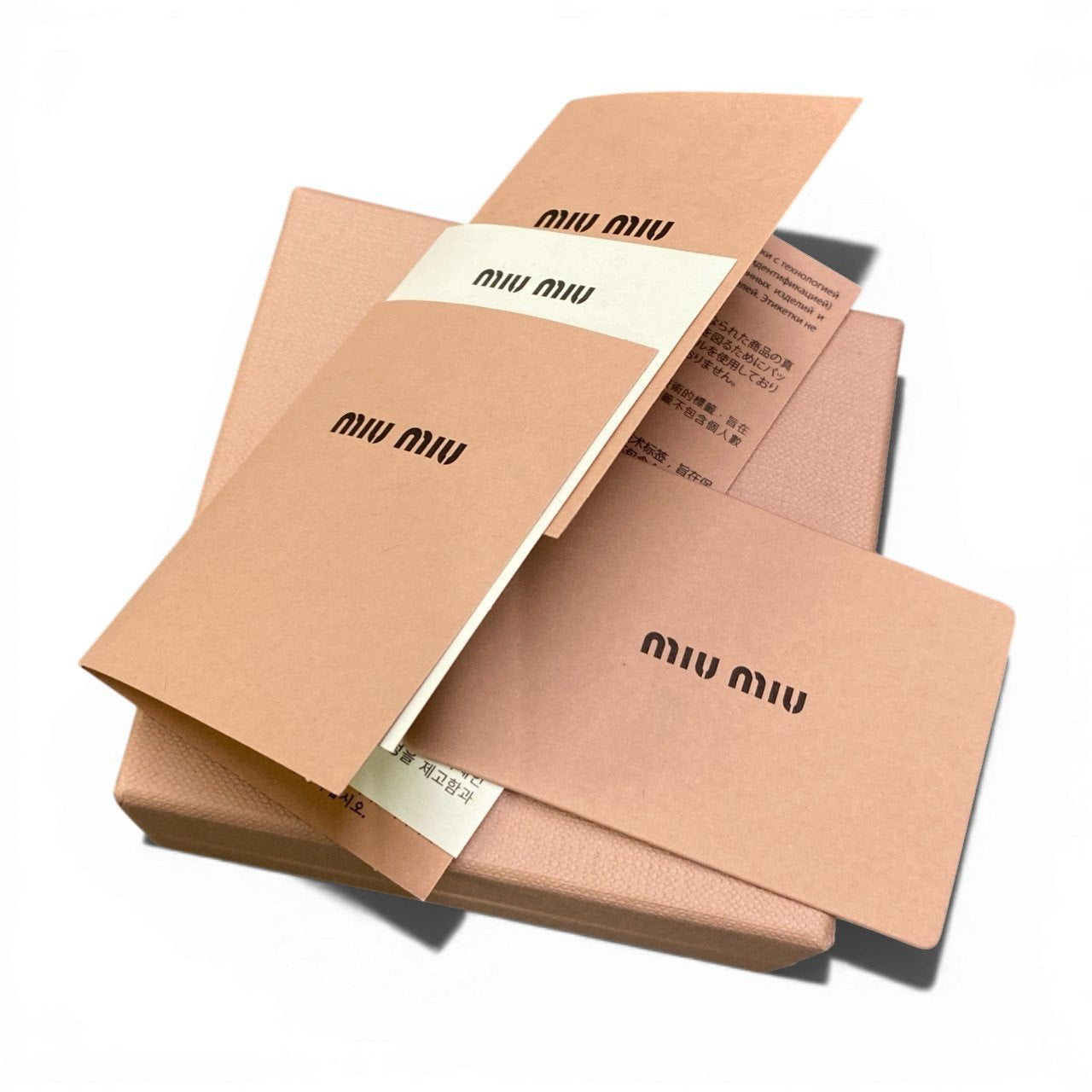 b20 MIU MIU ミュウミュウ キーリング メタルチャーム ピンク レディース 小物 アクセサリーta1