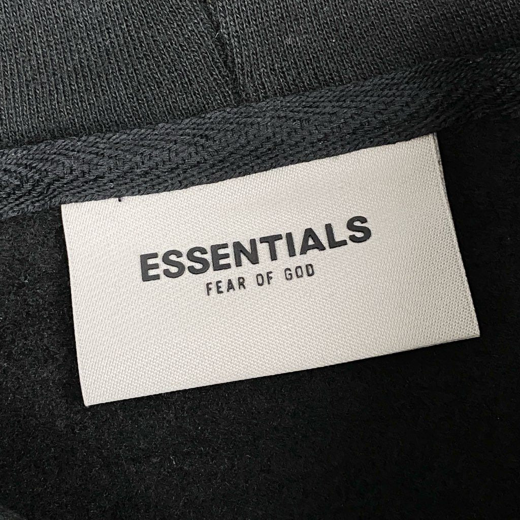22d6 《美品》 Fear of God ESSENTIALS フィアオブゴッド エッセンシャルズ タグ付 フロントロゴ プルオーバーフーディ パーカー スエット 大きいサイズ XXL ブラック