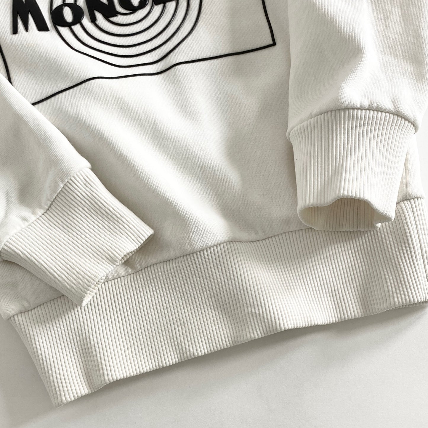 38a28 MONCLER モンクレール トルコ製 ロゴ トレーナー スウェット クルーネック プルオーバー E29548028650 104cm ホワイト コットン ホワイト キッズ 子供服 KIDS