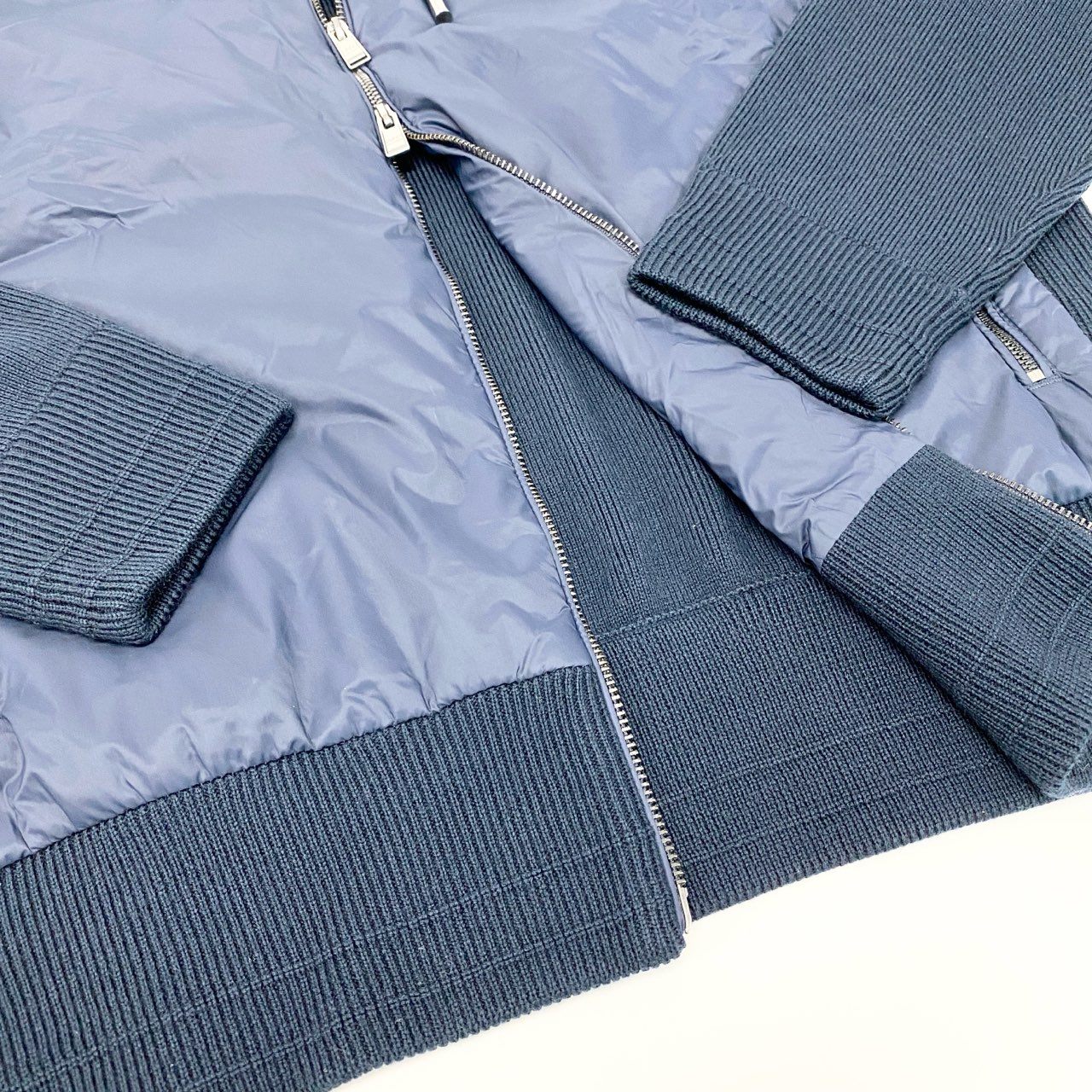 60i29 HUGO BOSS ヒューゴボス PERFPRMANCE ニット切替 中綿ナイロンジャケット 10237227 M ネイビー アウターt18r