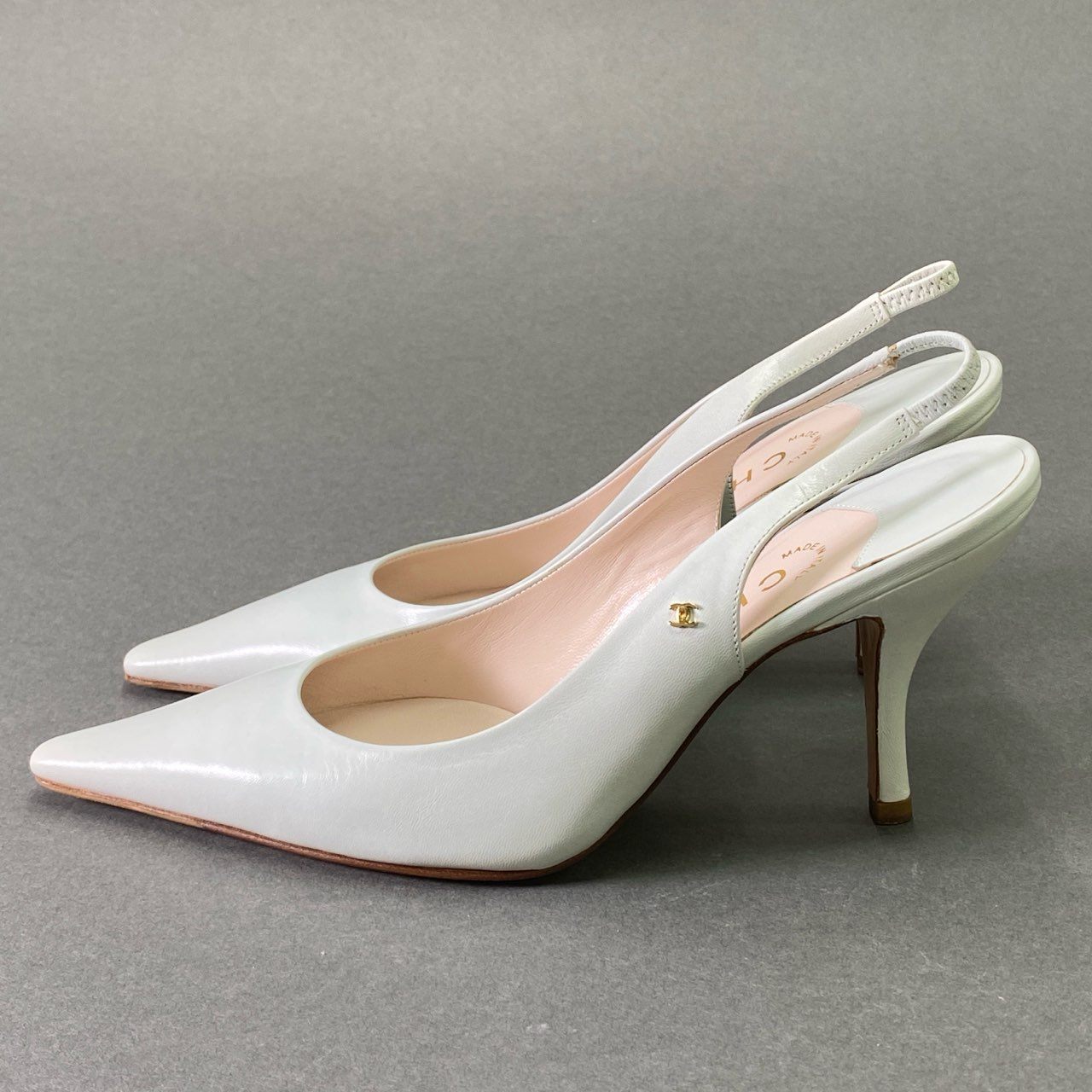 3e16 《極美品》 CHANEL シャネル スリングバック パンプス 34 1/2 ミストブルー レザー シューズ イタリア製 箱付き