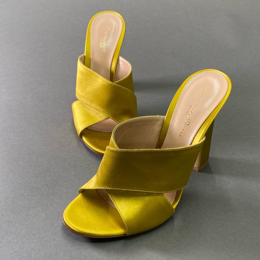 3d3 Gianvito Rossi ジャンヴィトロッシ チャンキーヒール サテン ミュール サンダル パンプス シューズ イタリア製 38 ゴールド