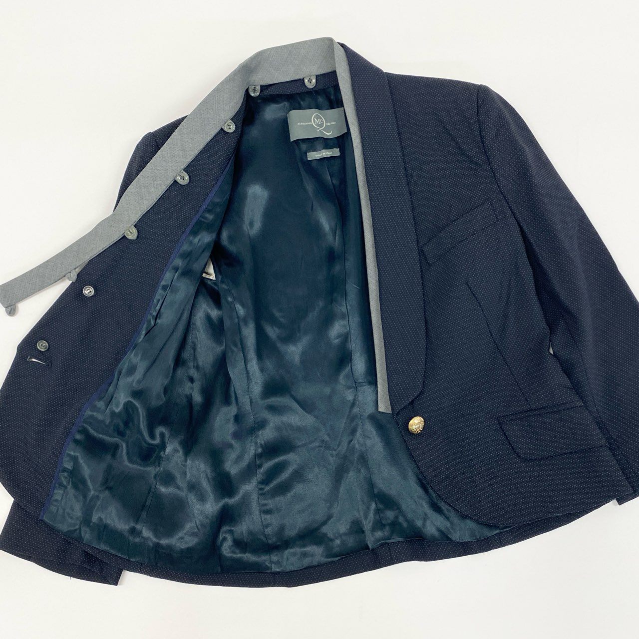 75f27 ALEXANDER MCQUEEN アレキサンダーマックイーン テーラードジャケット ブレザー 刻印金ボタン 襟取り外し可能 サイズ38 ネイビー レディース イタリア製