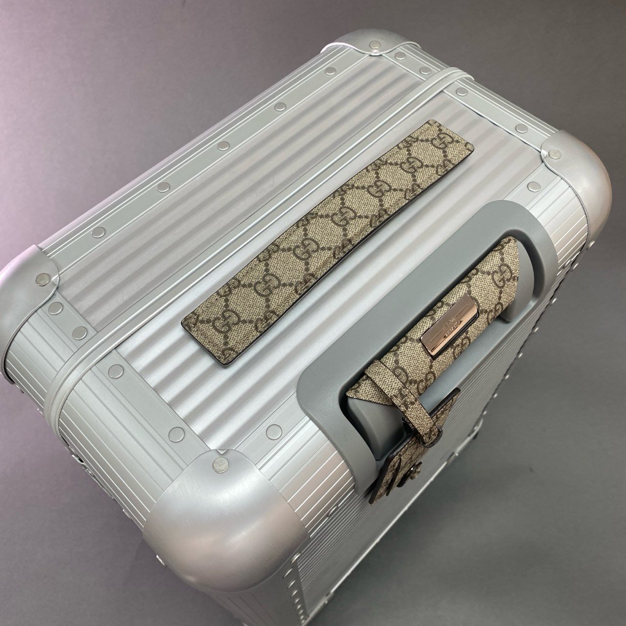 c28 【美品】 GUCCI グッチ FPMコラボ ラゲージ ストラップ付 スモール トロリーバッグ キャリーケース トラベルバッグ 旅行鞄 GGスプリーム キャンバス ユニセックス イタリア製