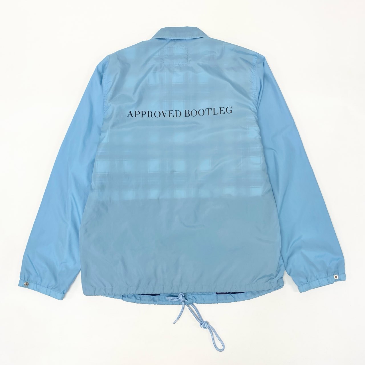 51h25 sacai × FRAGMENT DESIGN サカイ × フラグメントデザイン コラボ Nylon Coach Jacket コーチジャケット ロゴプリント 17-01678 Mサイズ ブルー ナイロン メンズ 日本製o07t