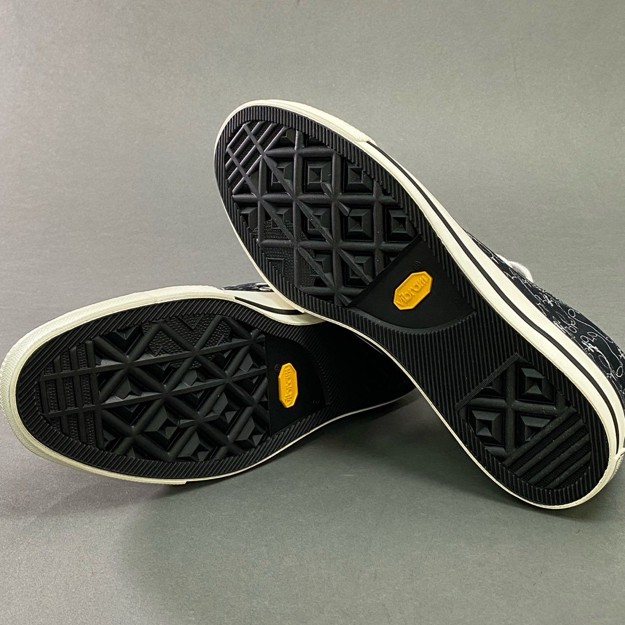13c25 【未使用】 CONVERSE Addict × UNDER COVER コンバース アディクト アンダーカバー チャックテイラー マテリアル ハイ ハイカットスニーカー シューズ 1CL579 27.5cm ブラック ホワイト メンズ