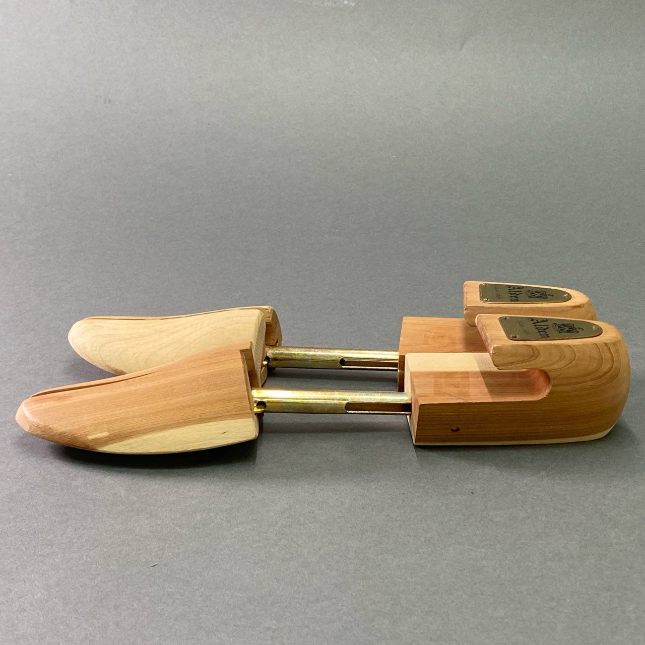 1e16② Alden オールデン ウッドシューツリー M 茶系 木製 シューズキーパー ビジネス 革靴