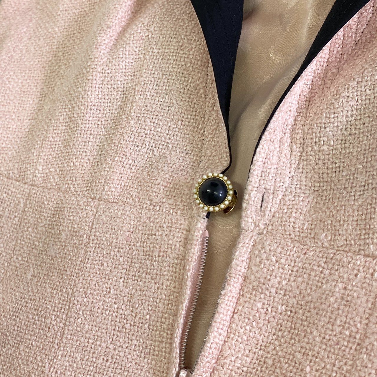 85k12 CHANEL シャネル 02P P19366W02928 ワンピース 薄手コート 装飾ボタン 裏地ココマーク サイズ36 ピンク シルク100% レディース フランス製