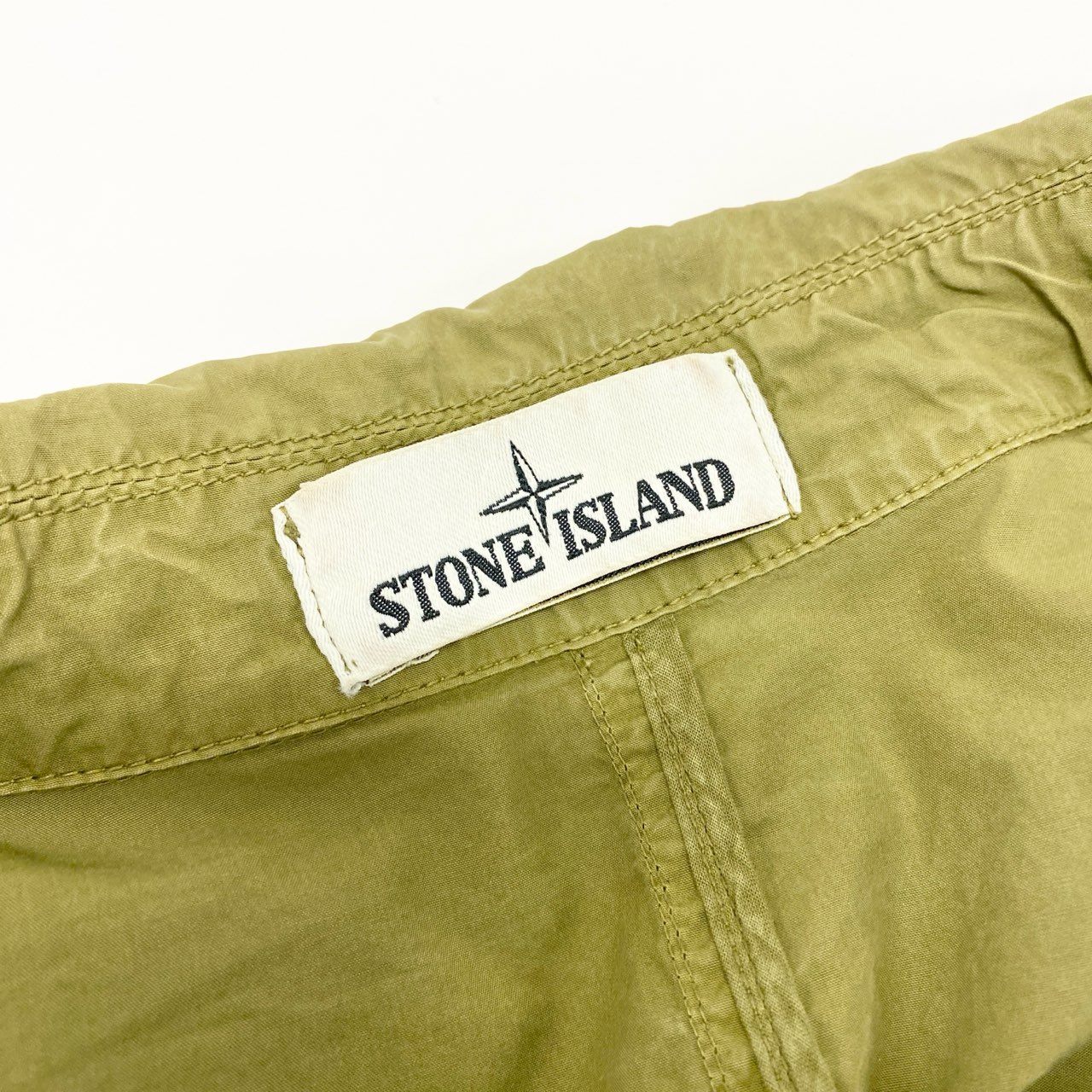 41h24 STONE ISLAND ストーンアイランド フィールドジャケット テーラードジャケット ミリタリ ワッペン付き XS カーキ コットン メンズo07t