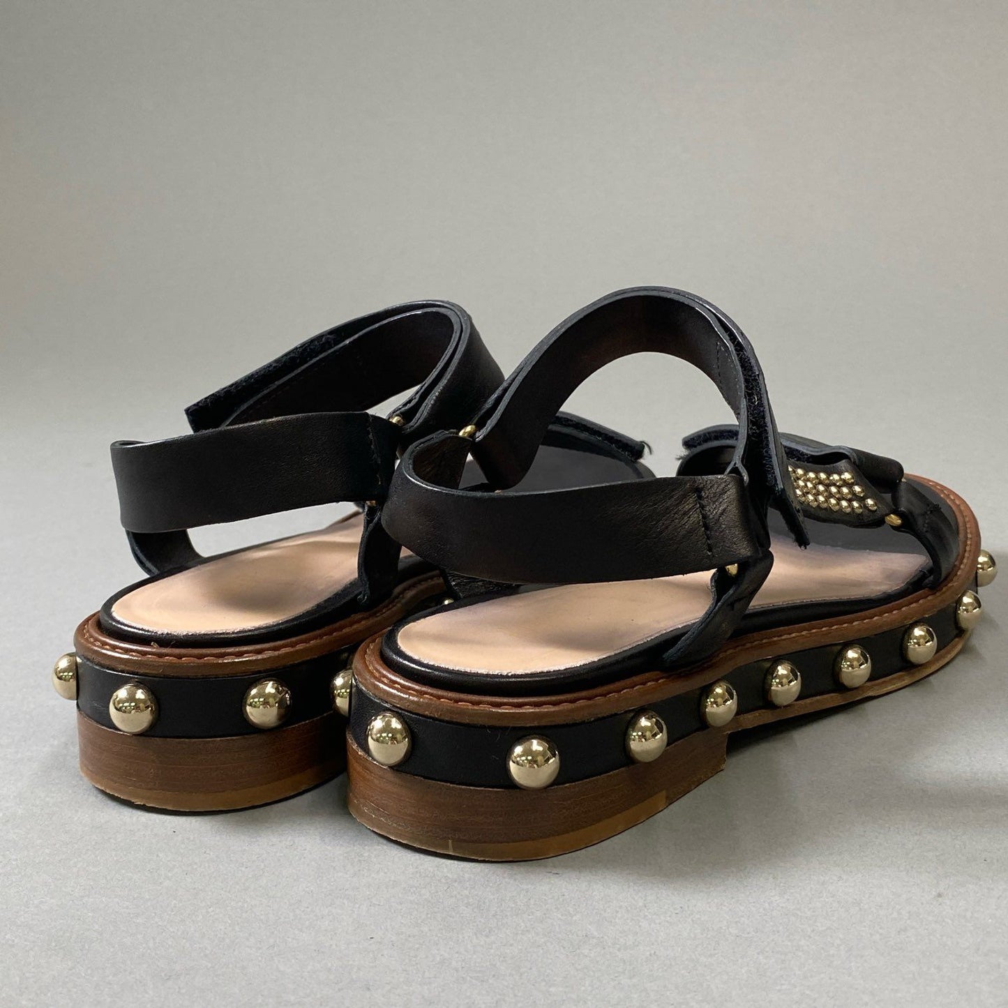 3i30 RED VALENTINO レッドヴァレンティノ スタッズサンダル ストラップサンダル イタリア製 38サイズ ブラック VERO CUOIO 本革 レディースt18r