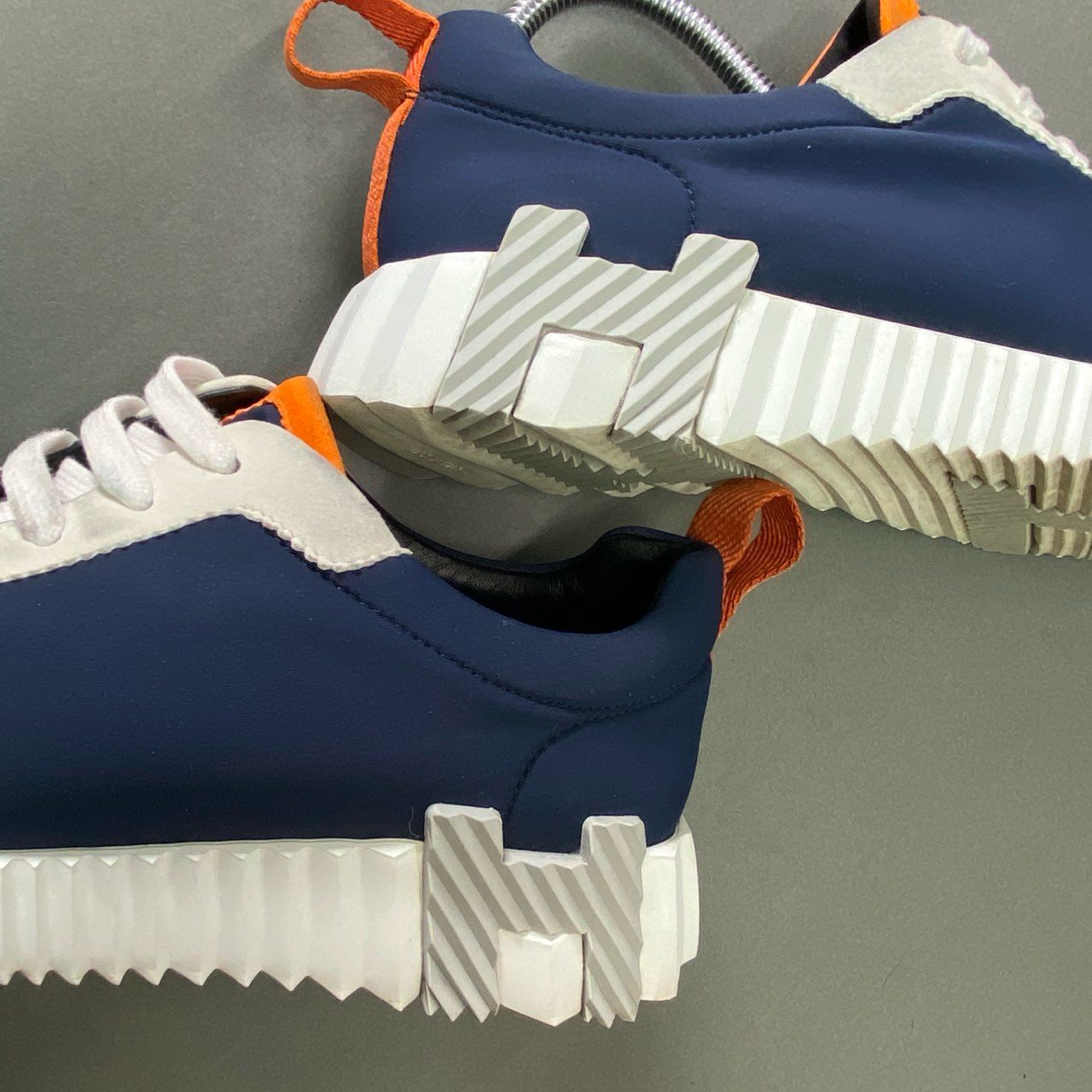 4j4 HERMES エルメス バウンシング ローカットスニーカー シューズ Hロゴ 36 ネイビー ホワイト グレー