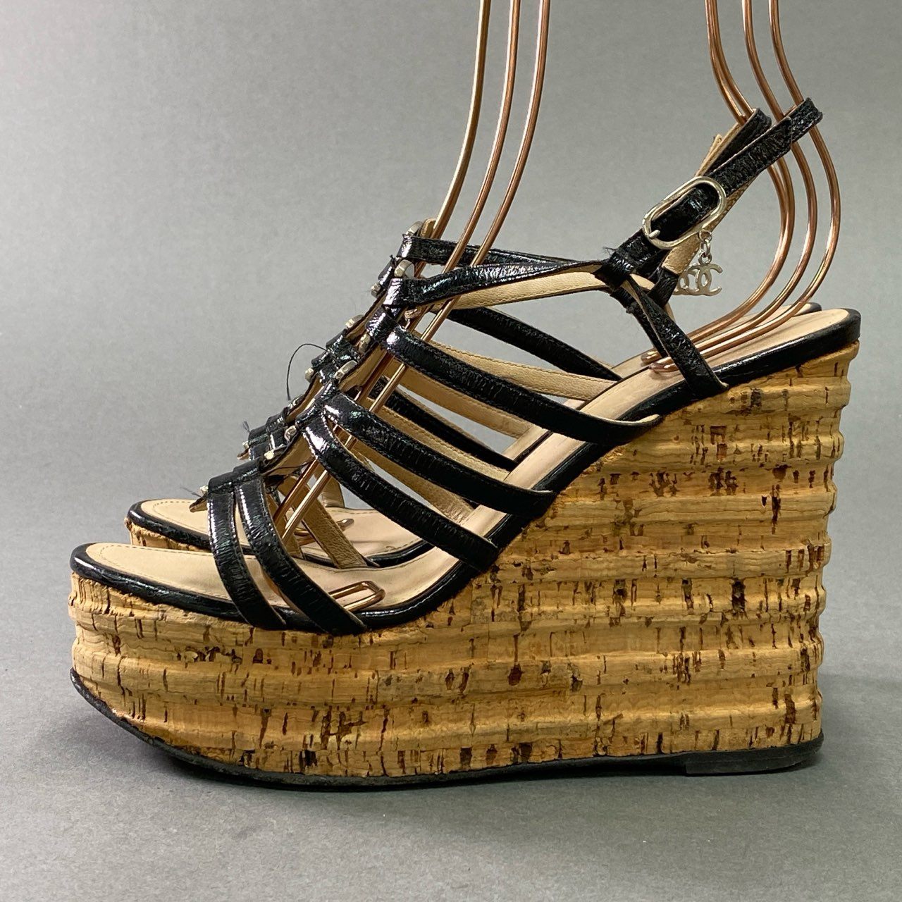 5k5 CHANEL シャネル ココマーク ウェッジソール サンダル 36 1/2 ブラック コルク シューズ イタリア製