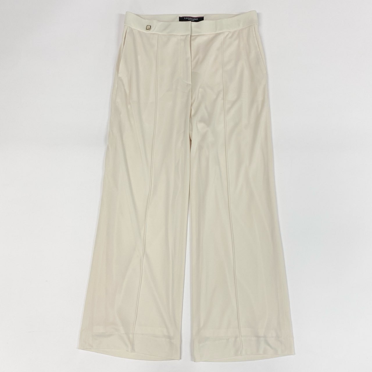 56h1 LEONARD レオナール ボトムス カンカン素材 ストレッチ ストレートパンツ プレート レディース 女性用 0183511 42 ホワイトu02t