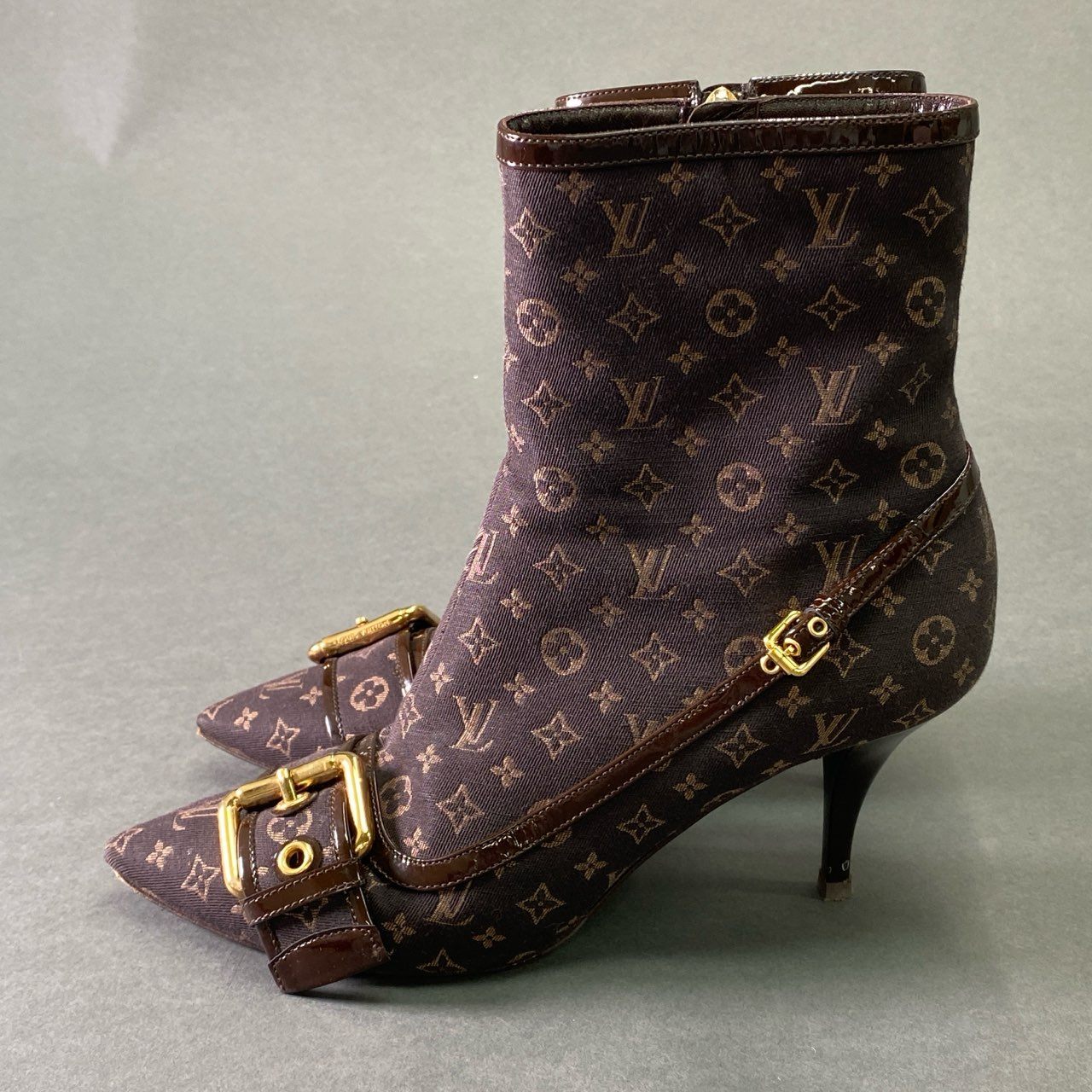 3f8 LOUIS VUITTON ルイヴィトン LV モノグラム ショートブーツ 37 ブラウン ブーティ シューズ イタリア製 箱付き