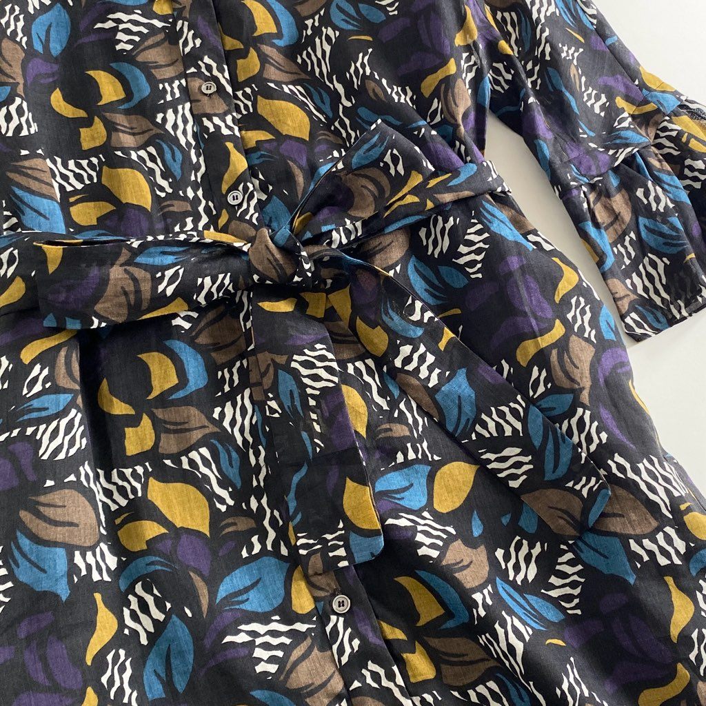 23h21 《未使用保管品》 定価¥82,500 タグ付 S MaxMara エスマックスマーラ 長袖ワンピース ドレス ロングスリーブ ウエストベルト 総柄プリント 前開き 38 ネイビー ラミー