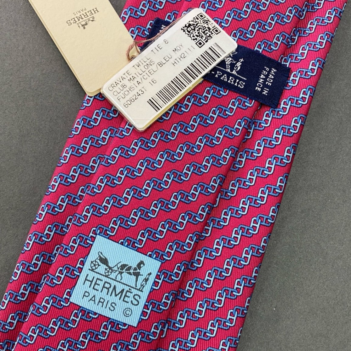 f8 《未使用品》 HERMES エルメス シェーヌダンクル ネクタイ CRAVATE TWILL TIE レッド ブルー シルク ビジネス スーツ フランス製