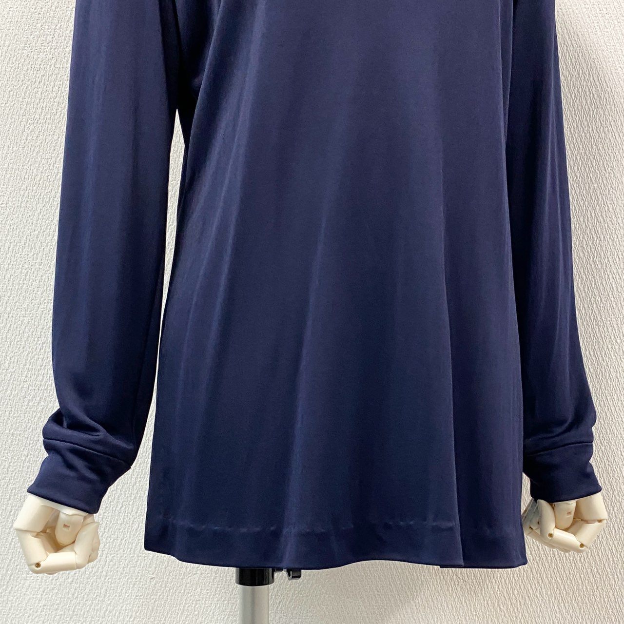 63i18 LEONARD レオナール 日本製 ロゴ刺繍 長袖カットソー ロングスリーブ トップス Mサイズ ネイビー ナイロン レーヨン レディースk02i