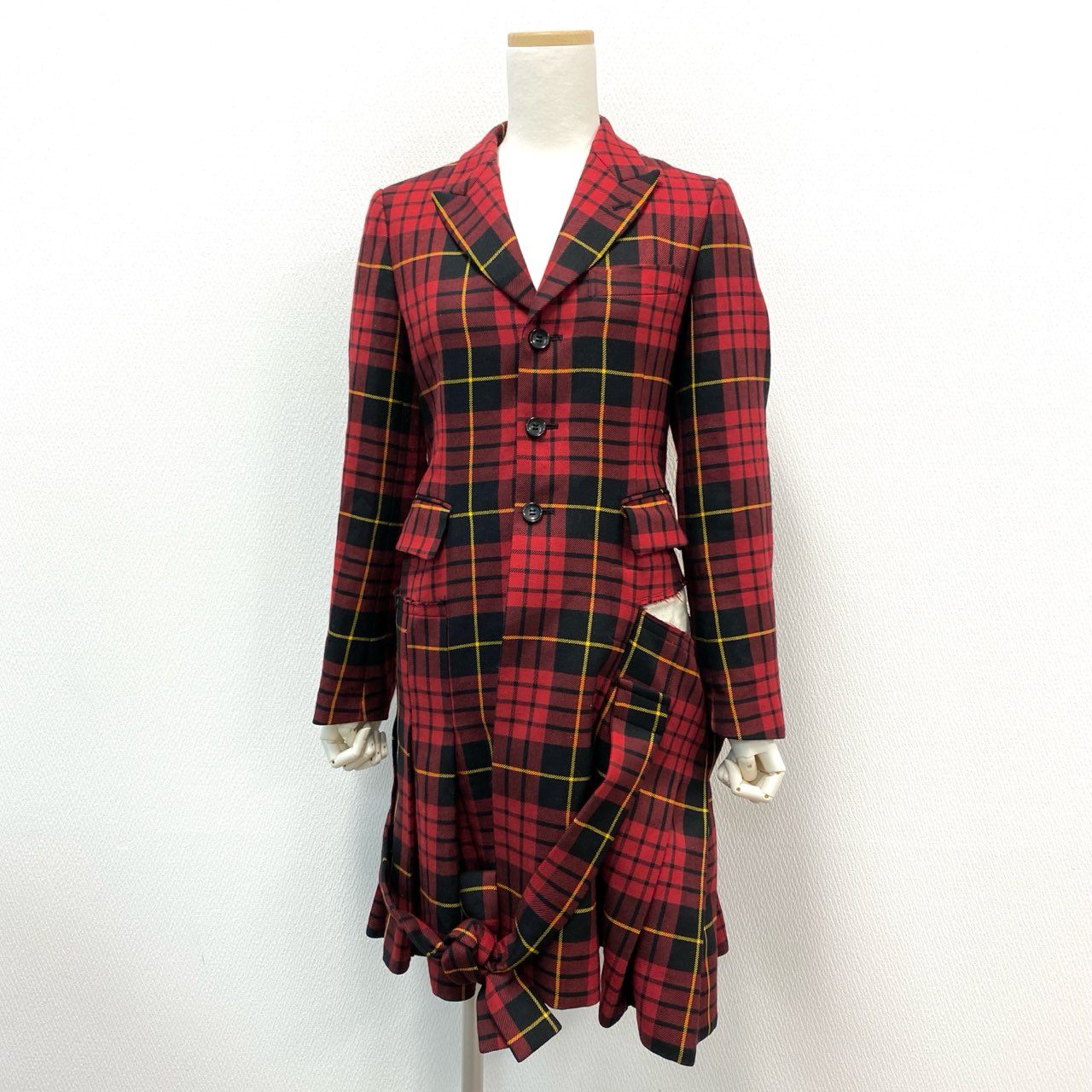 72j15 COMME des GARCONS コムデギャルソン 2017SS タータンチェック アシンメトリー カットアウト シングルコート 日本製 GS-J015 XS レッド ウール レディースo07t