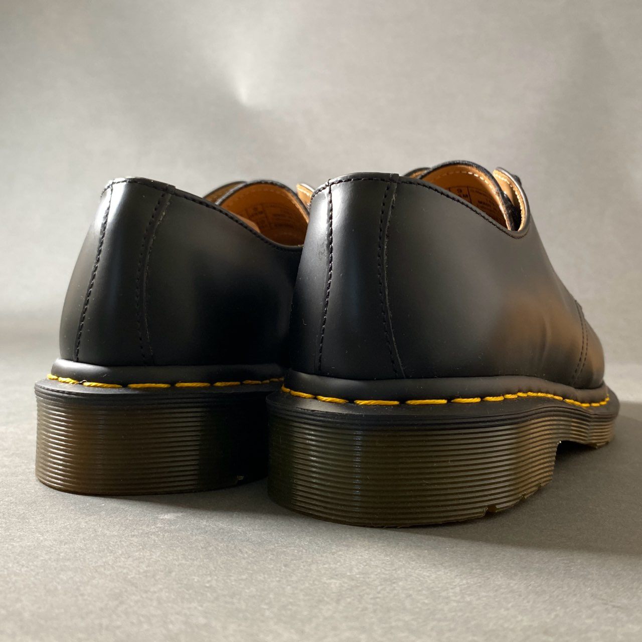 8g28 Dr.Martens ドクターマーチン 3ホールブーツ レザーシューズ 1461 59 US9 ブラック レザー メンズ 男性用 靴