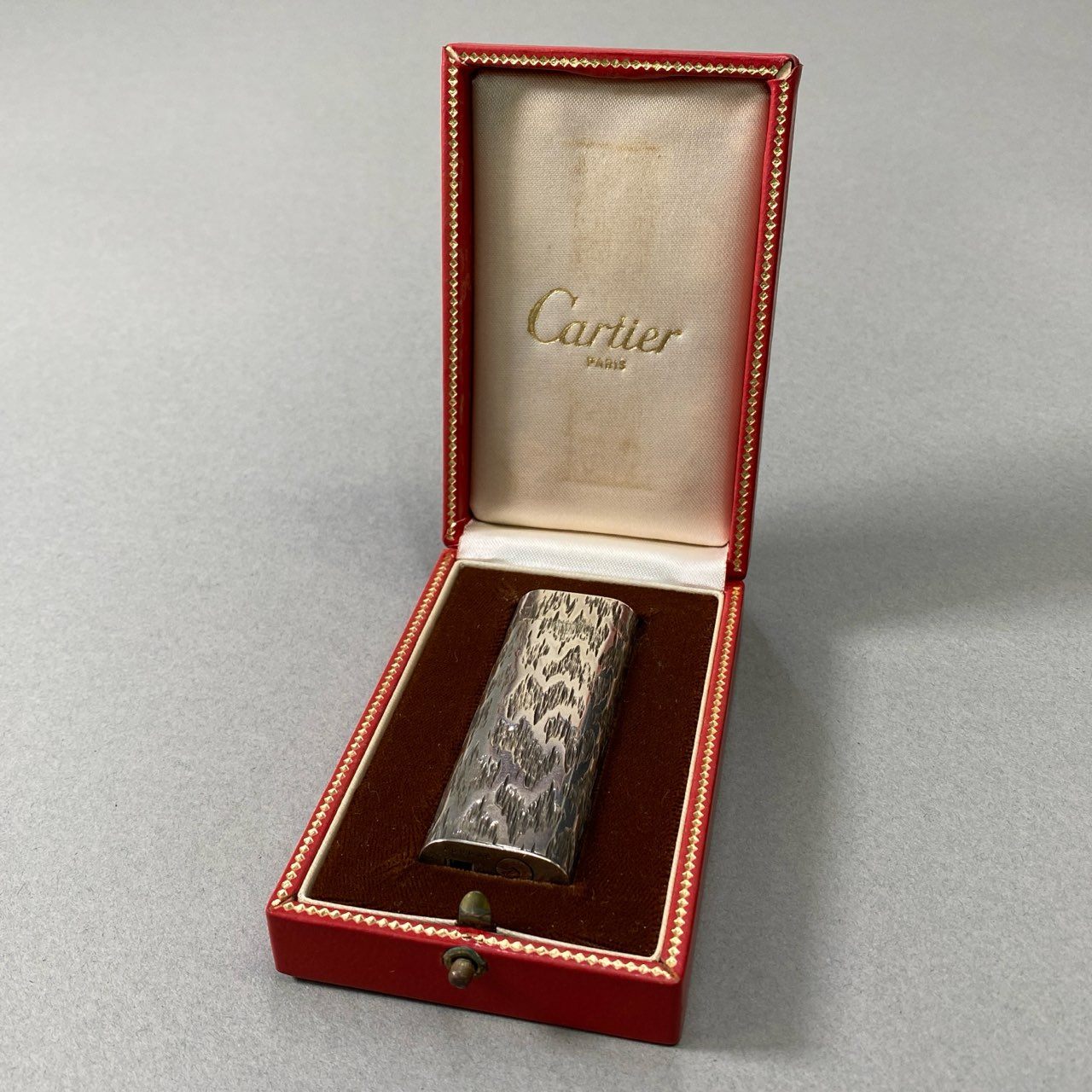 i4① 《希少》 Cartier カルティエ 銀無垢 SV925 オーバル ローラー式 ガスライター シルバー SILVER 火花確認済み 箱付きt18r