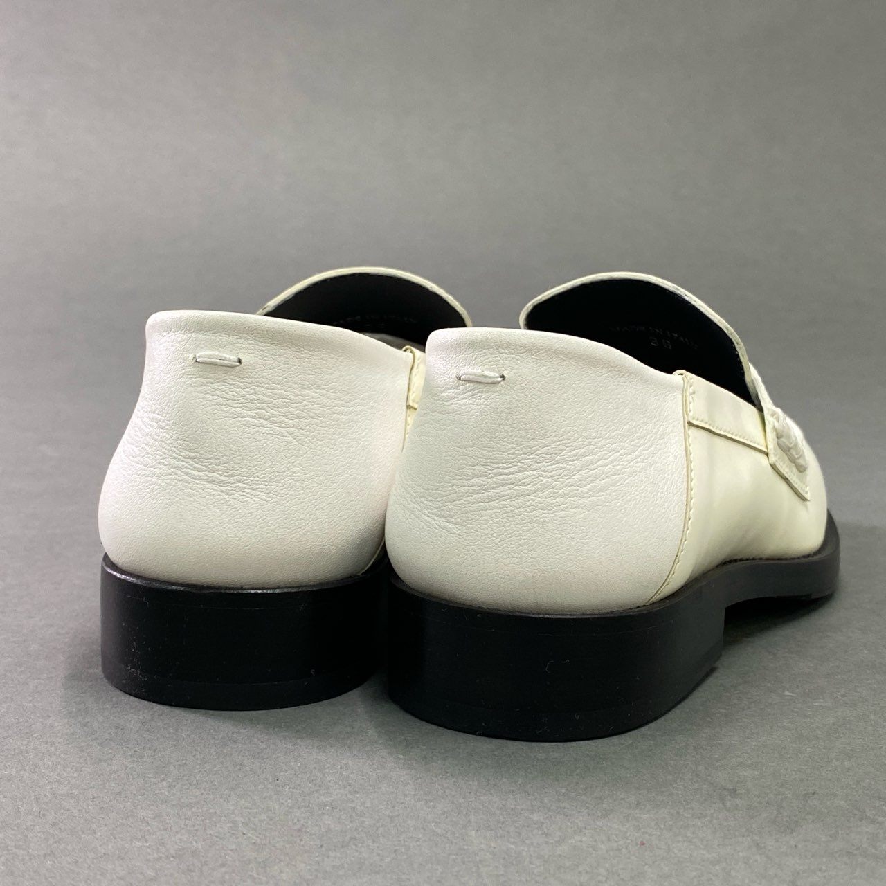 3c10 Maison Margiela メゾンマルジェラ ステッチ コインローファー 36 ホワイト レザー シューズ 革靴 イタリア製