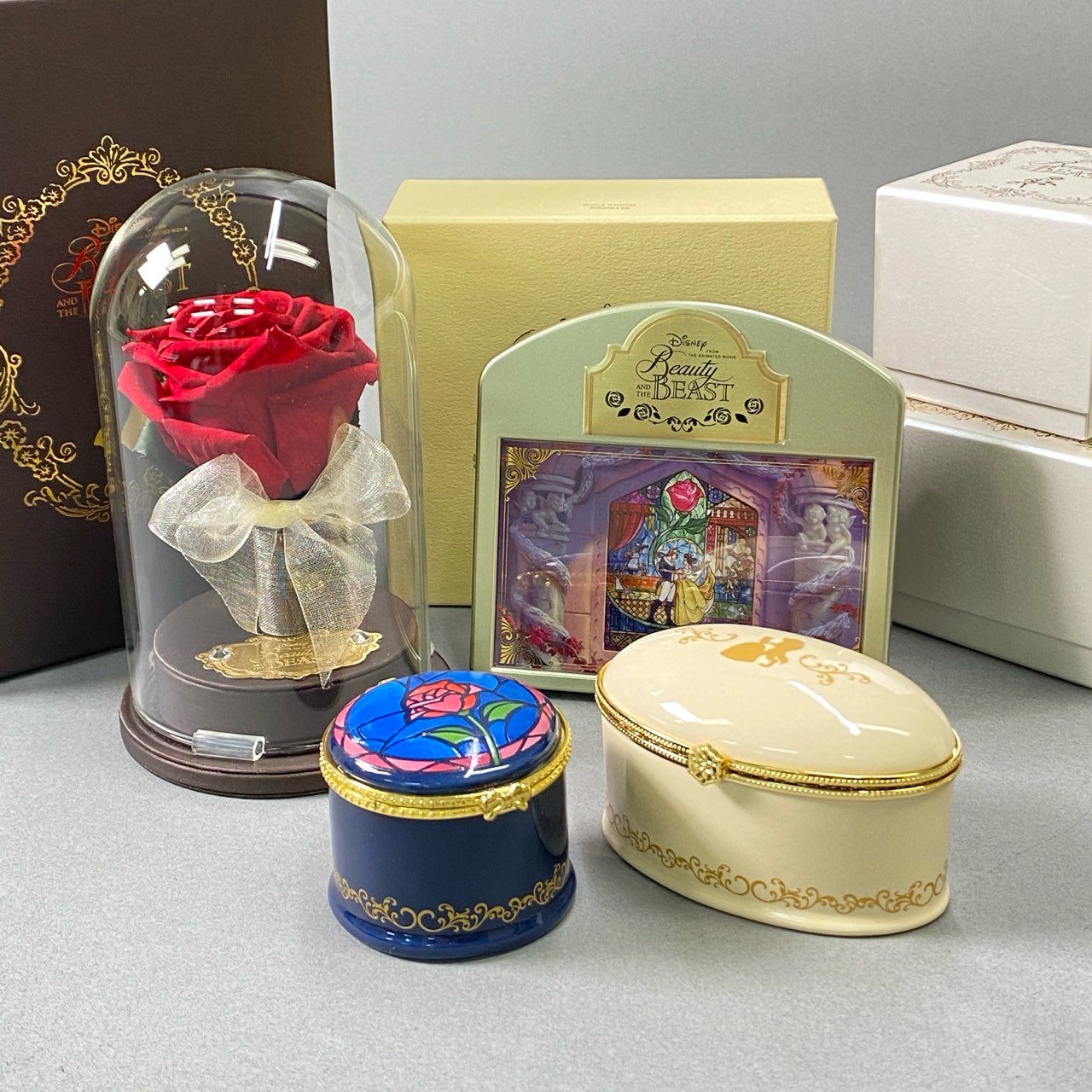 i13《4点セット》 Disney ディズニー Beauty AND THE BEAST 美女と野獣 リングピロー オルゴール リングケース2点 まとめ ローズドーム 薔薇t18r