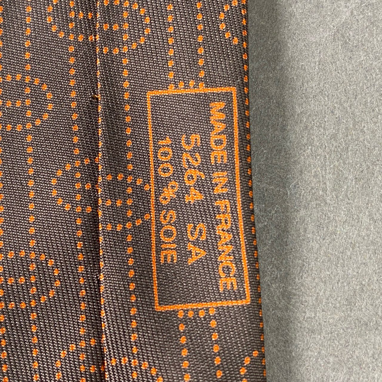 1f12 【美品】 HERMES エルメス Hロゴ エルメスオレンジ シルクネクタイ ブラウン シルク100% メンズ