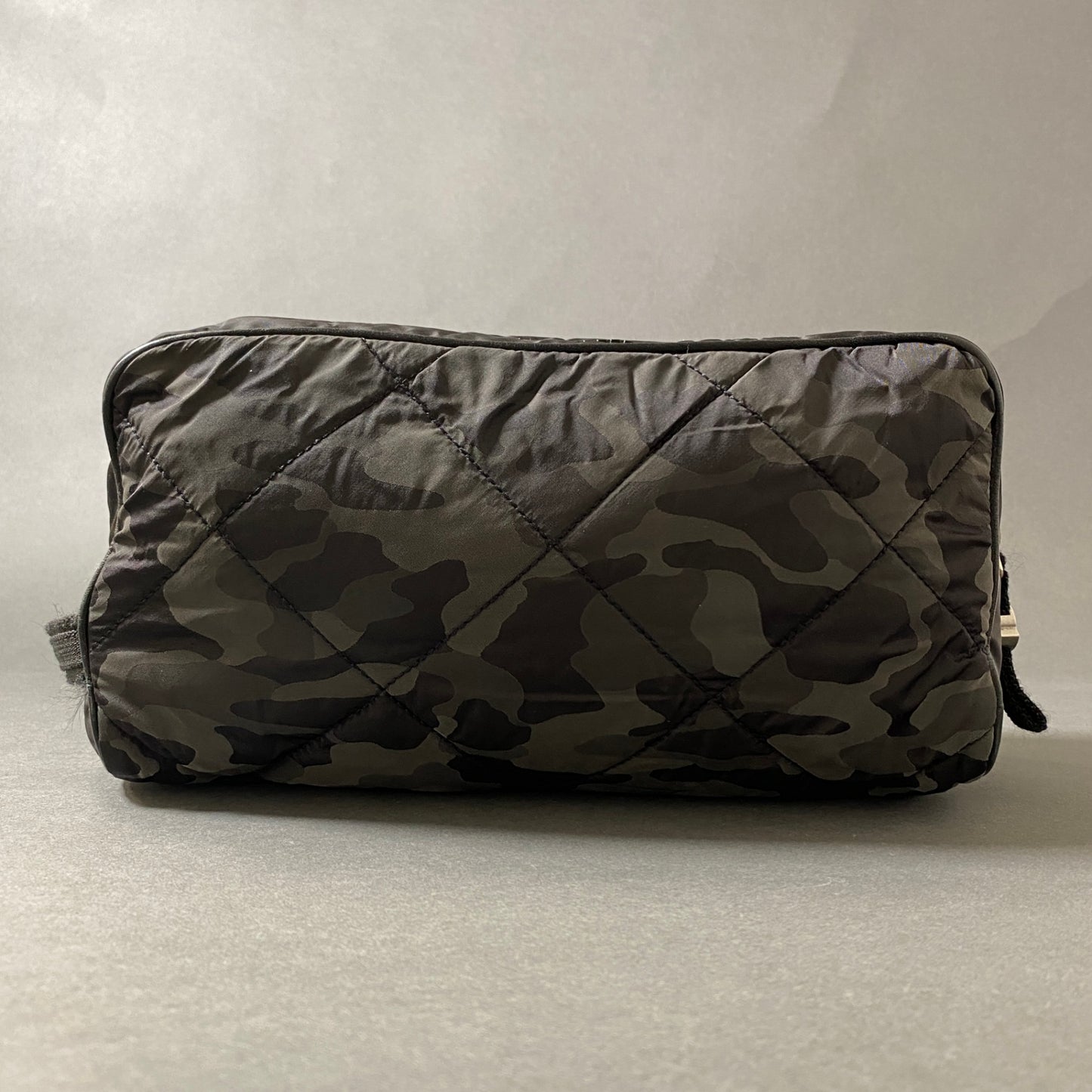 Df27 MONCLER モンクレール カモフラ キルティング セカンドバッグ ブラック カーキ クラッチバッグ ポーチ カバン 迷彩 イタリア製