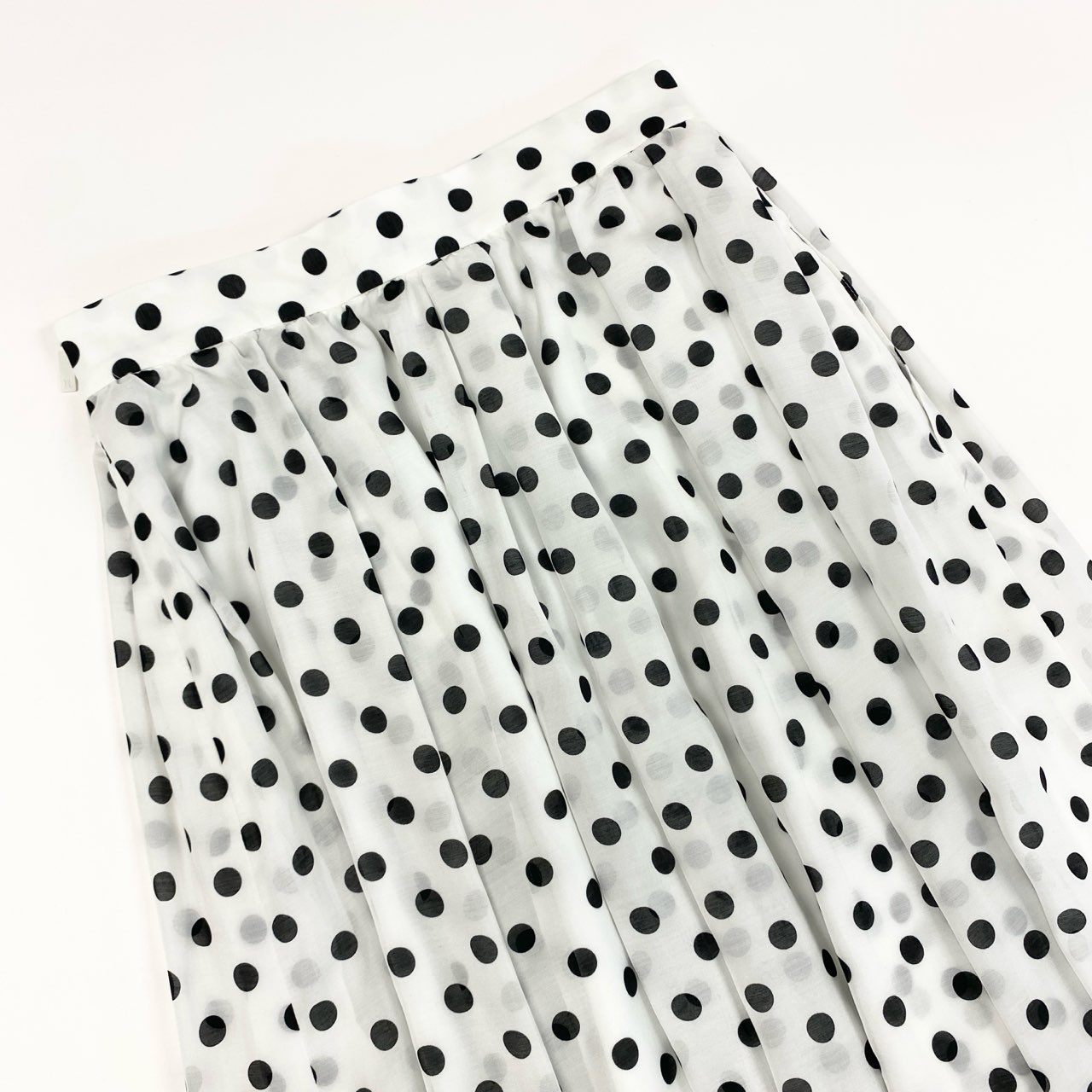 33g23 《美品》 Rene ルネ ドット柄 フレアスカート 36 ホワイト ブラック Dot Skirt ボトムス 日本製 女性服