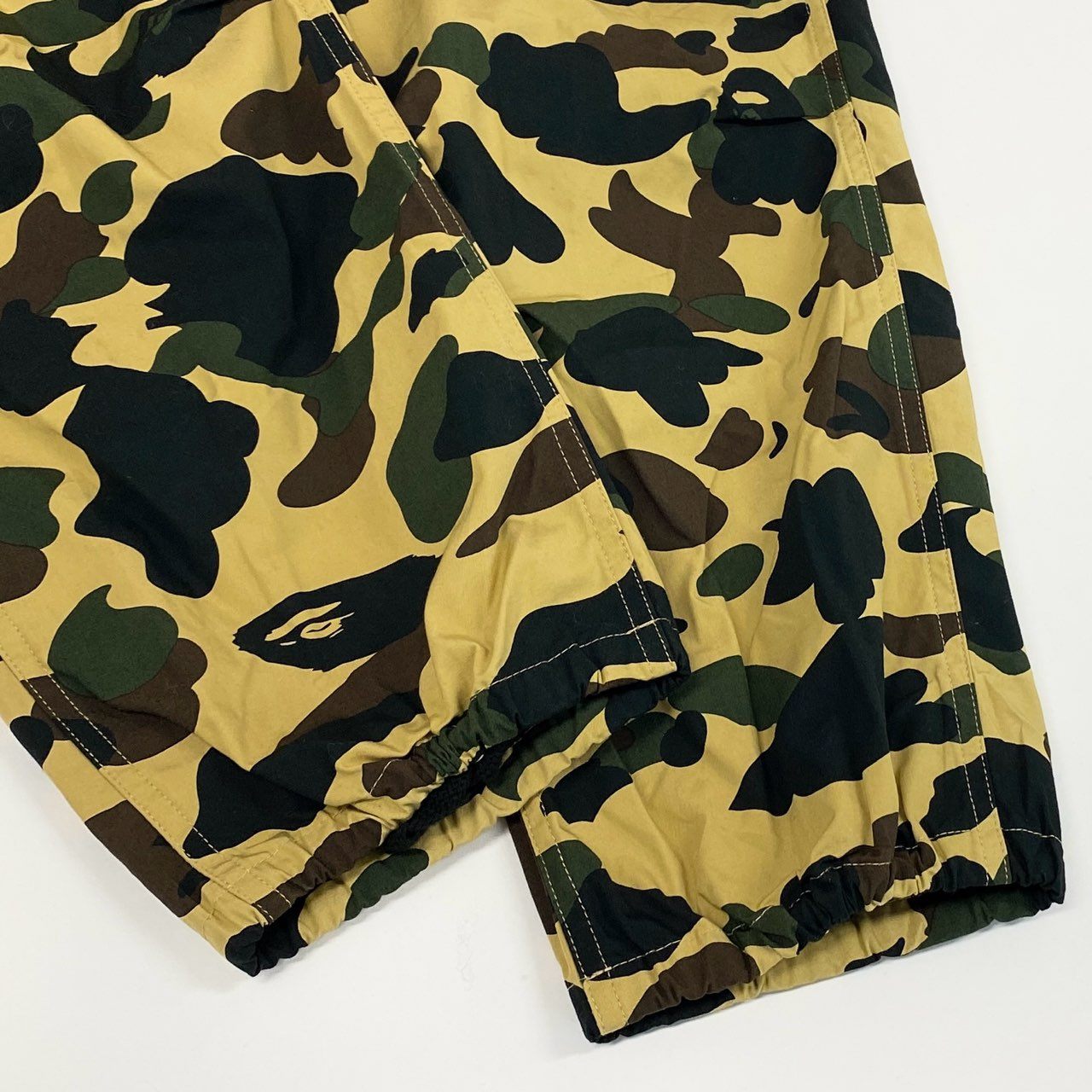 75f27 A BATHING APE ア ベイシング エイプ カーゴパンツ ミリタリーパンツ ボトムス カモフラ 猿迷彩 サイズL イエロー グリーン系 コットン メンズ 紳士服