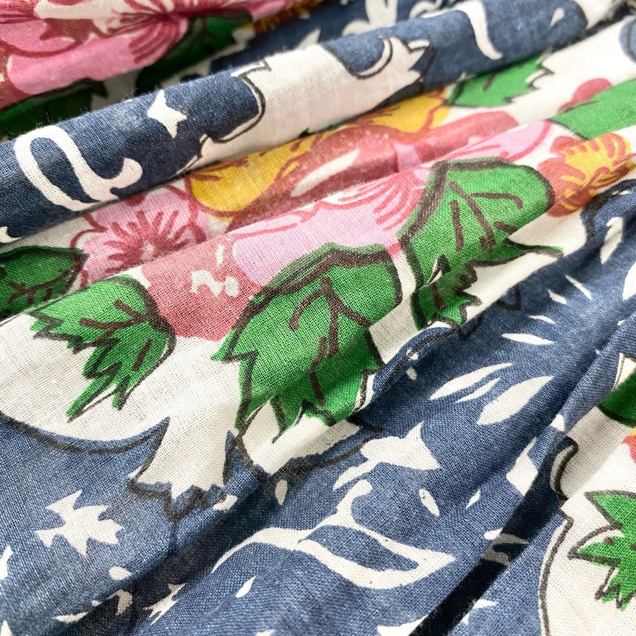 55h28 Vivienne Westwood ヴィヴィアンウエストウッド 花柄ワンピース フレアワンピース レースアップ スクエアネック vintage イタリア製 40サイズ マルチカラー レディース 女性用k02i
