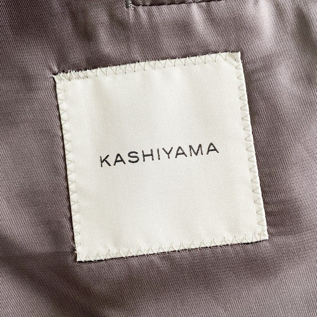45f12-2 《美品》 KASHIYAMA オンワード樫山 2ボタン シングルスーツ セットアップ 3ピーススーツ 2022年製造 無地 冠婚葬祭 サイズS相当 ブラック メンズ 男性用
