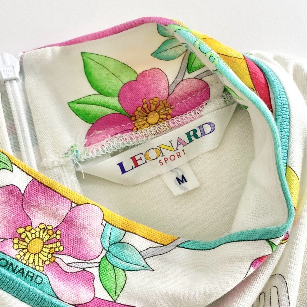 3e8 LEONARD SPORT レオナール スポーツ ハイネック半袖Tシャツ カットソー トップス 美しい花柄プリント サイズM マルチカラー コットン100% レディース 日本製
