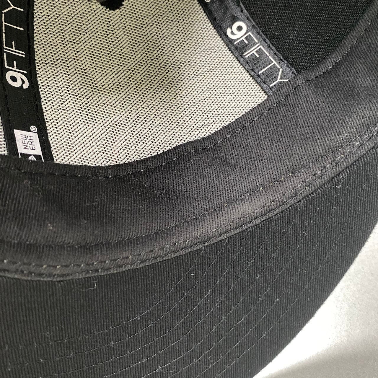 g7 CANADA GOOSE カナダグース × NEW ERA ニューエラ 刺繍ロゴキャップ Arctic Disc Adjustable Cap ブラック 帽子