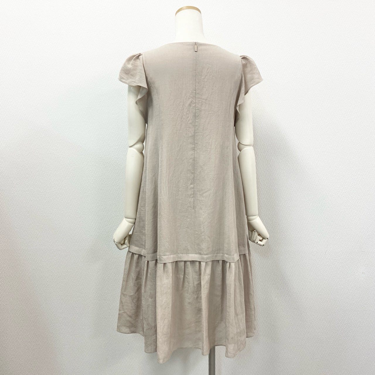 50l6 Rene ルネ フリルスリーブ フレアワンピース 5136020 36 ベージュ ドレス 日本製