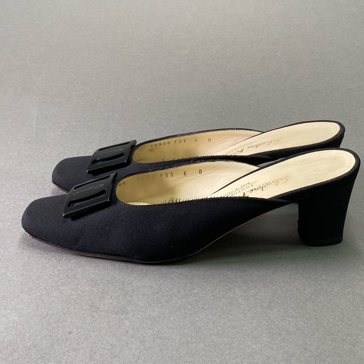 5d15 Salvatore Ferragamo サルヴァトーレ フェラガモ NONA ミュールパンプス 6 ブラック VARA ヴァラ シューズ イタリア製 サンダル 箱付き