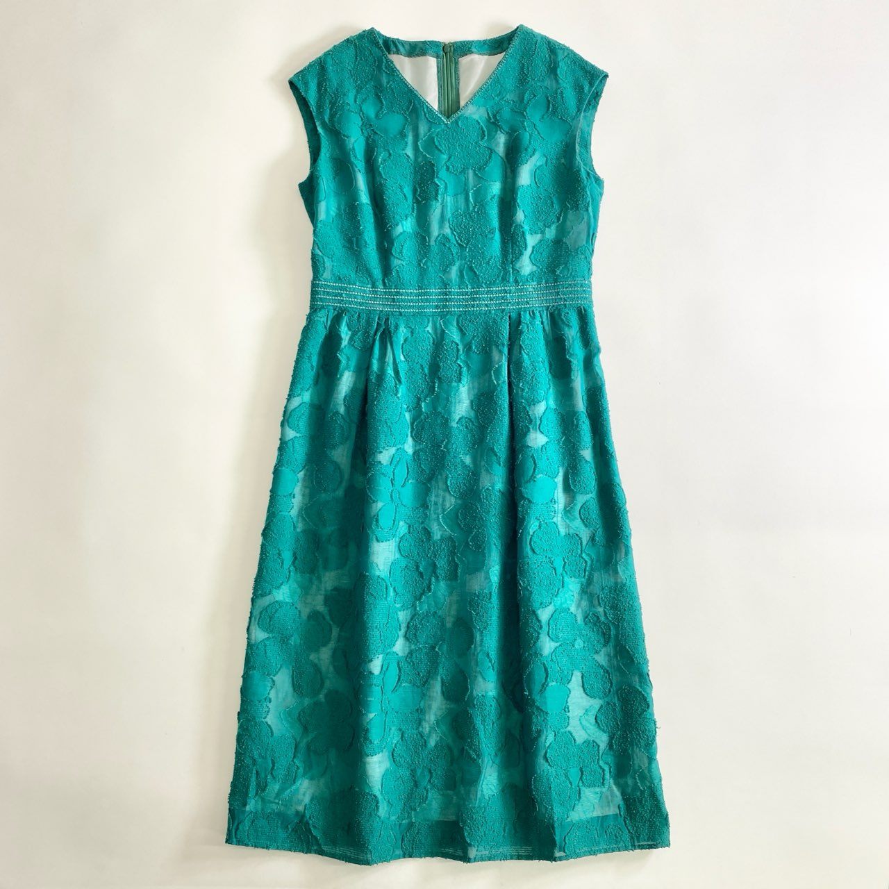 46c21 《未使用》 定価¥101,200 HANAE MORI ハナエモリ ノースリーブワンピース 40 グリーン ドレス フラワーデザイン タグ付き