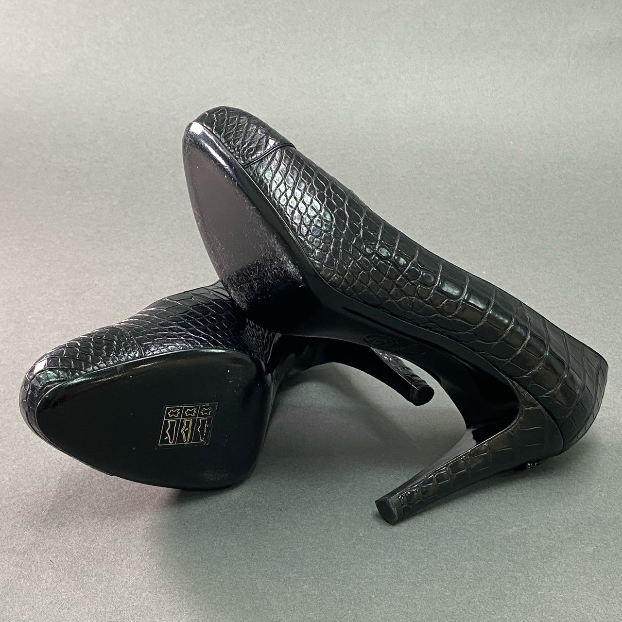 9g9 《極美品》 CHANEL シャネル ココマーク リアルクロコ パンプス 37 1/2 ブラック レザー クロコダイル シューズ 本革 イタリア