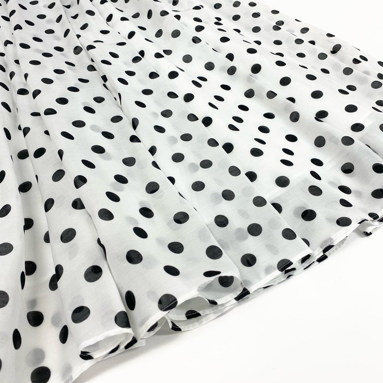 33g23 《美品》 Rene ルネ ドット柄 フレアスカート 36 ホワイト ブラック Dot Skirt ボトムス 日本製 女性服