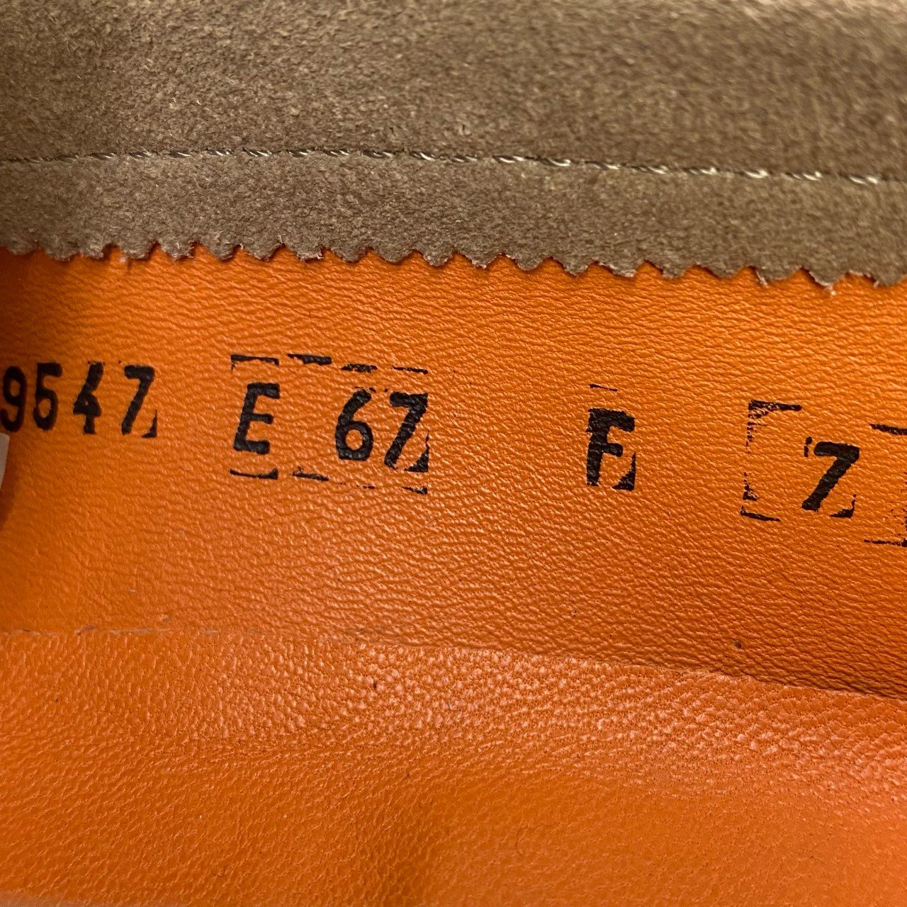 6i18 Santoni サントーニ イタリア製 スウェード ローファー スリッポン シューズ 9547 7 グレージュ スエード レザー メンズk02i