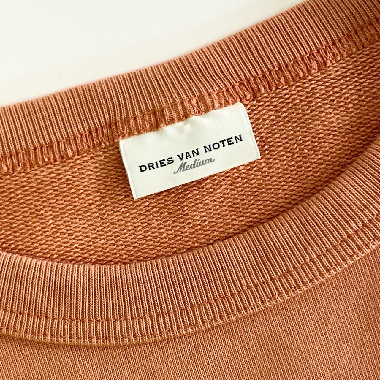 50k8 DRIES VAN NOTEN ドリスヴァンノッテン クルーネック スウェット プルオーバー トップス オーバーサイズ 1157-343-1274 Mサイズ ピンクベージュ コットン