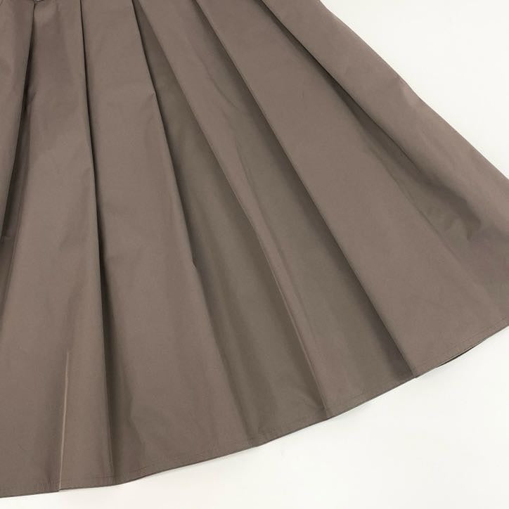 64g24 Rene ルネ タックプリーツ フレアスカート ノースリーブワンピース ドレス リボン レディース 女性用 5536120 36 カーキ系_