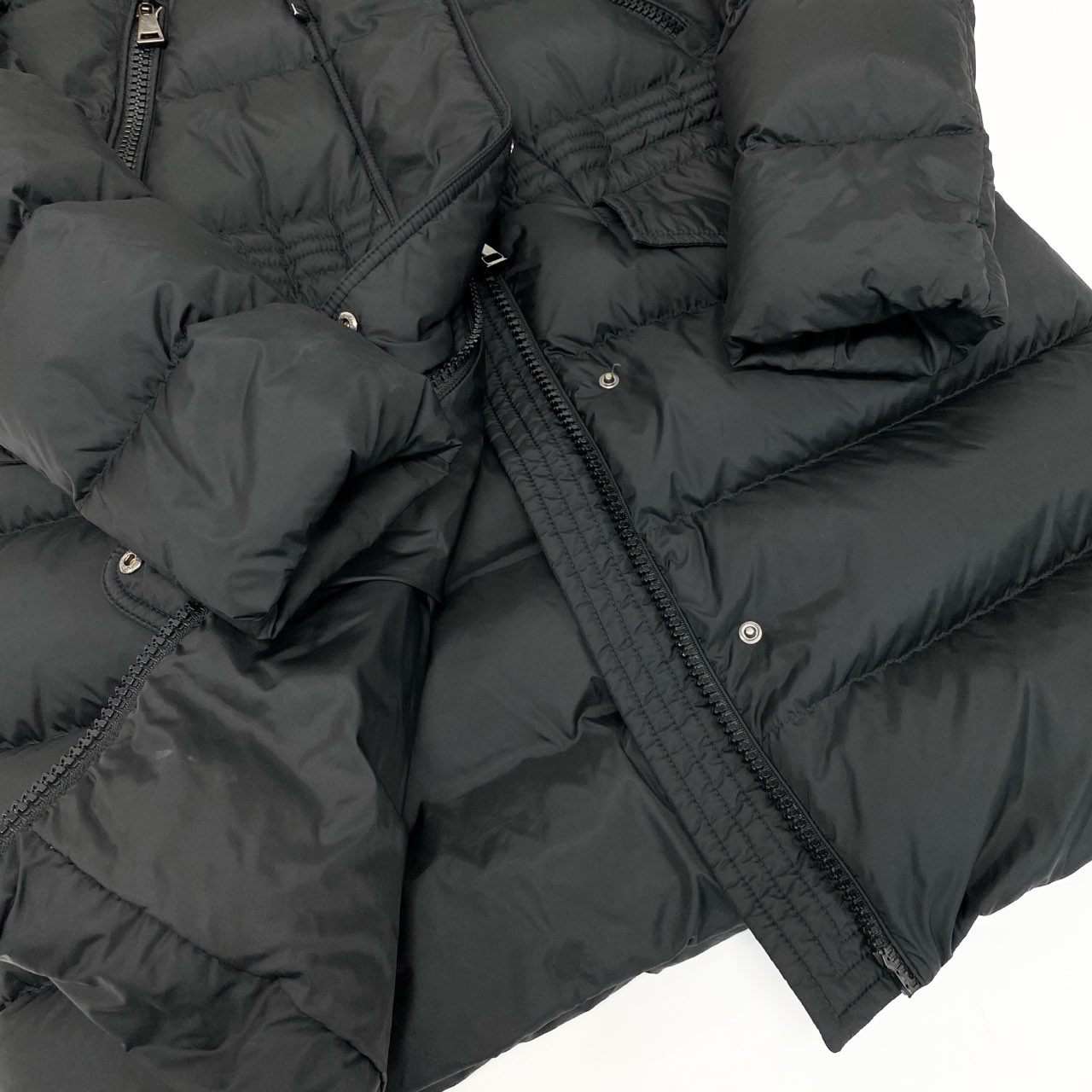 65j9 《美品》 MONCLER モンクレール APHROTI アフロティ ダウンコート I20931B51002 3 ブラック シルバーフォックス ロングダウンジャケット 毛皮t18r