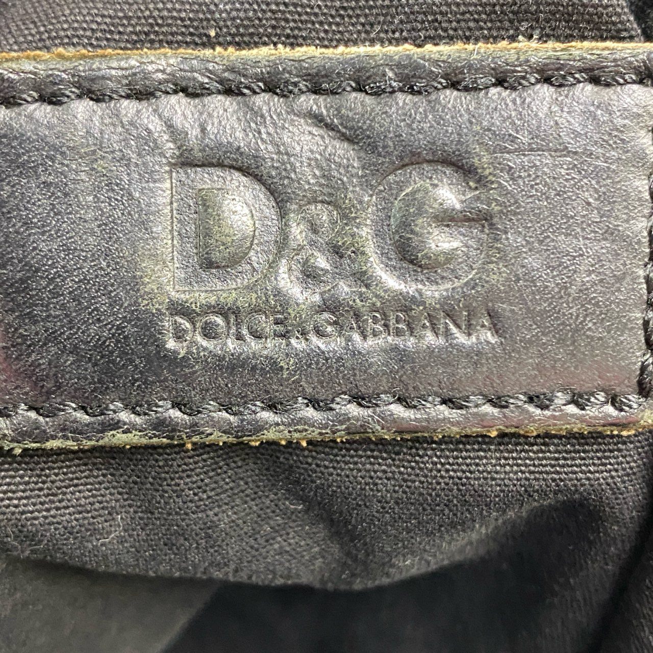 bk18 DOLCE&GABBANA ドルチェ&ガッバーナ 00’s Vintage Leather Shoulder Bag Chain fastener ショルダーバッグ メンズk02i