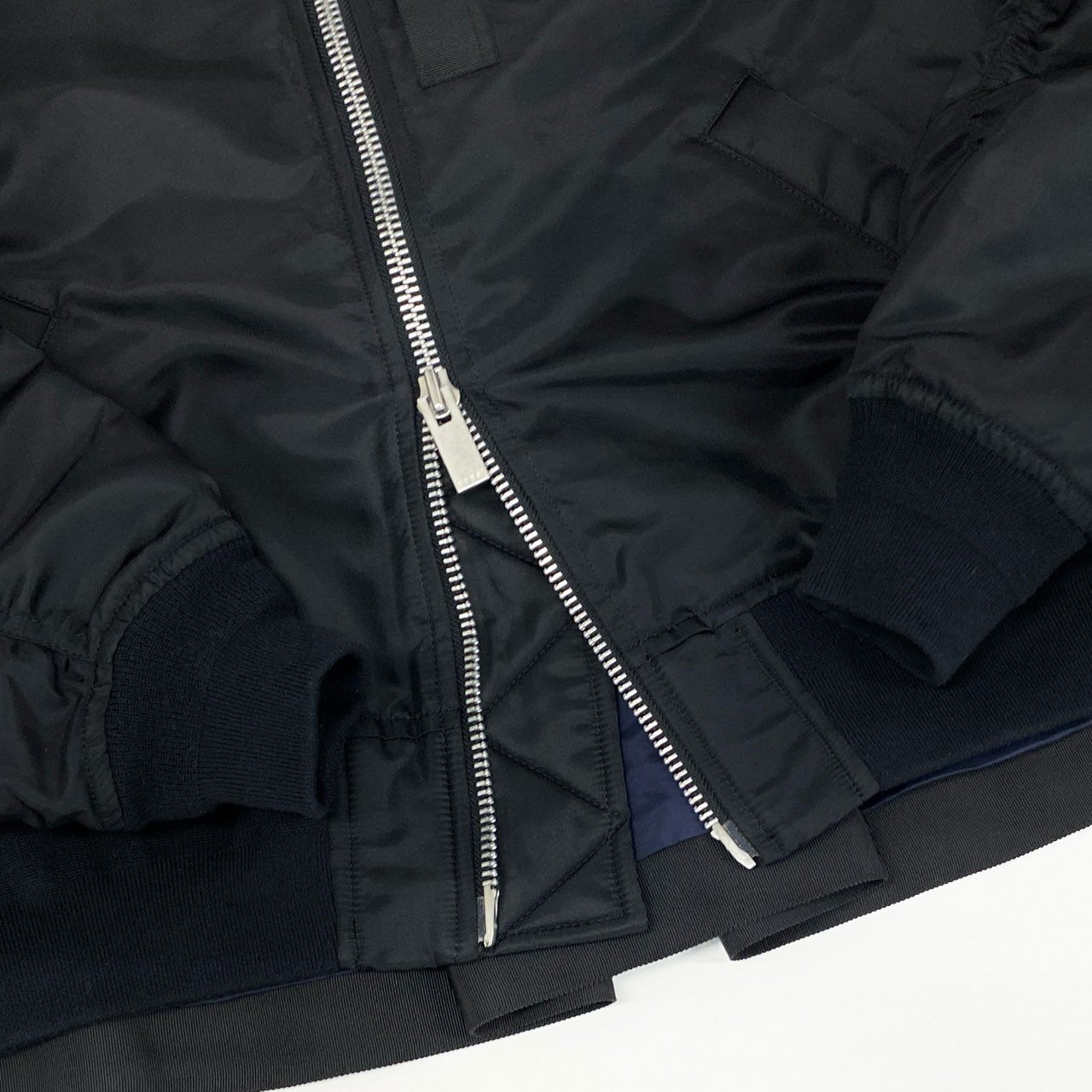48h15《美品》 sacai サカイ MA-1 バックタックブルゾン ミリタリージャケット SCW-001 サイズ1 ブラック ナイロン レディースu02t