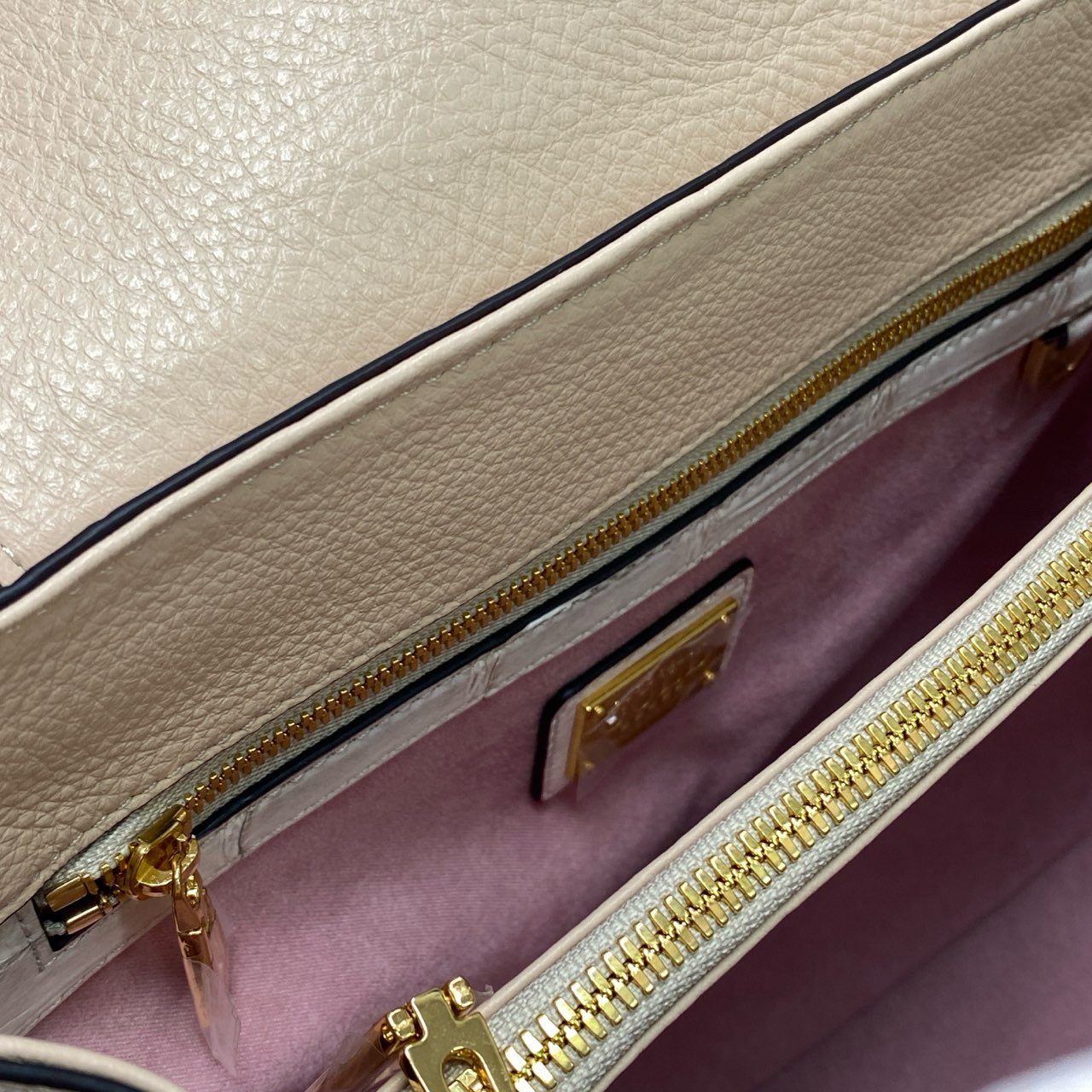 Fe18 【未使用】JRA認定 COCOCELUX GOLD ココセリュックス ゴールド 5スター ヒマラヤクロコダイル 2way ハンドバッグ マザーバッグ レディース 女性用 鞄