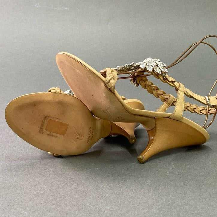 1e26 《美品》 GIUSEPPE ZANOTTI ジュゼッペザノッティ クリスタルビジュー レザーサンダル 37 ベージュ Leather アンクルストラップ シューズ 夏